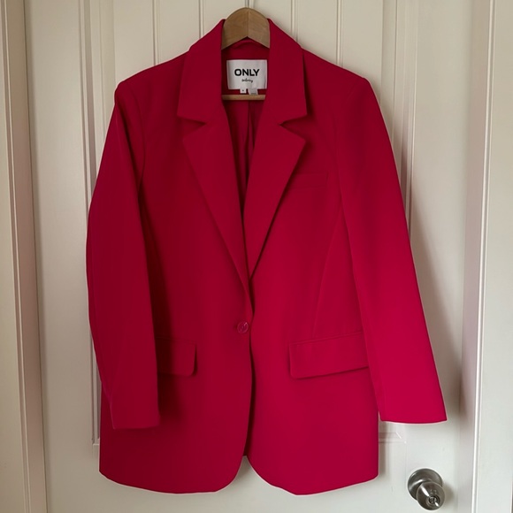 Only Jackets & Blazers - ONLY berry pink single button blazer. Size 38